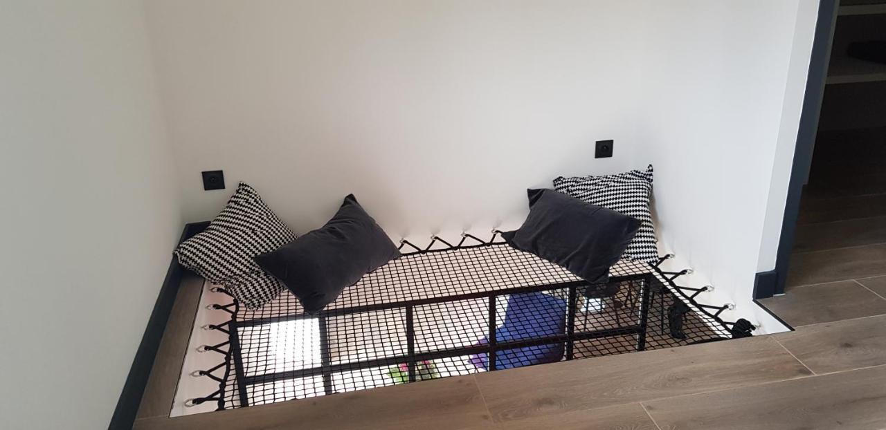 Villa Entiere Du Chateau Lacroix De Civrac 3 Ch, 3 Sdb, Piscine Xxl,Sauna, 4 Etoiles,7 Pers Bagian luar foto